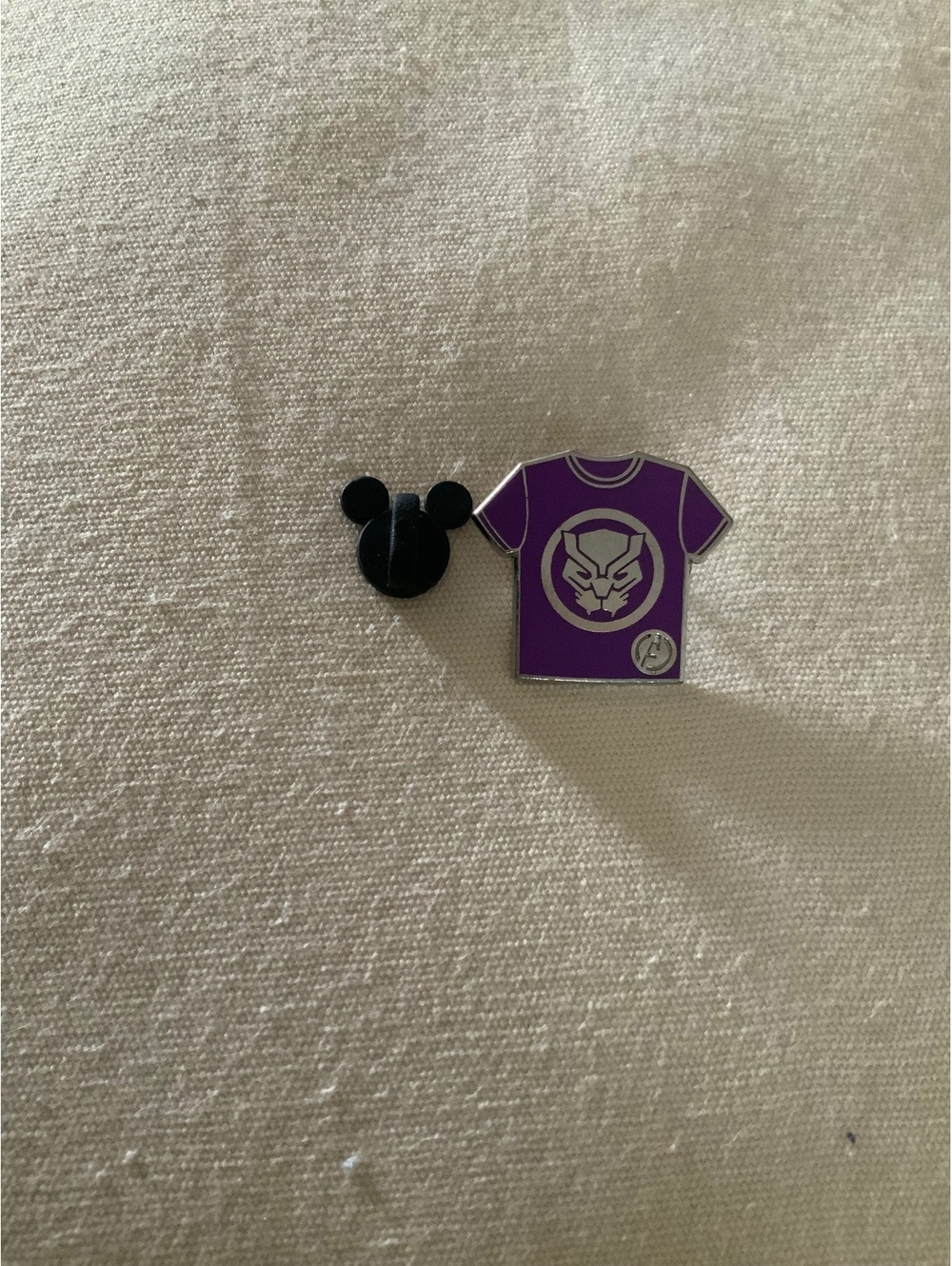 Black Panther Marvel T-Shirt Hidden Disney Pin
